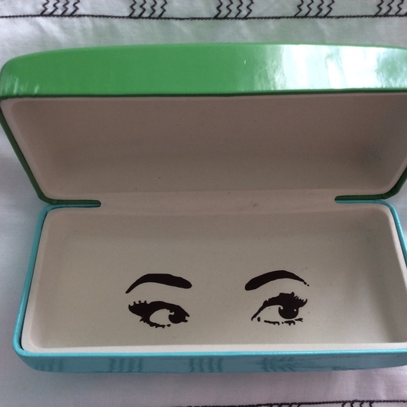 Kate spade hard side eyeglass case - Picture 2 of 8
